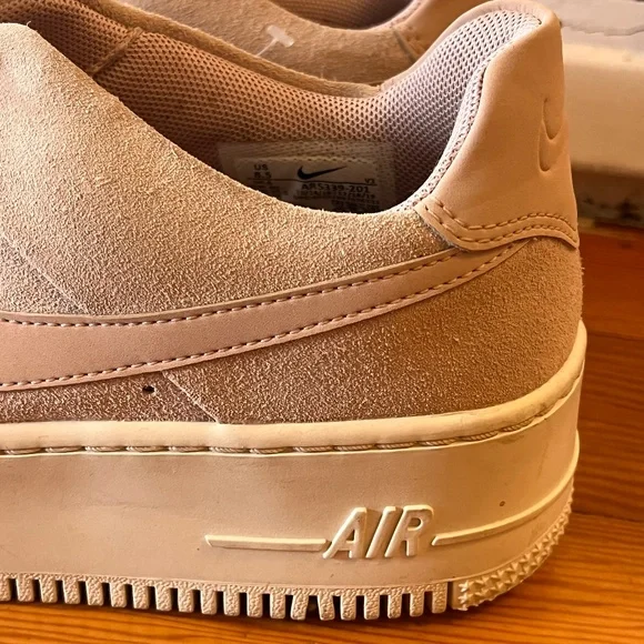 Nike Air Force 1 Sage Low Sz 8.5 - Picture 2 of 8